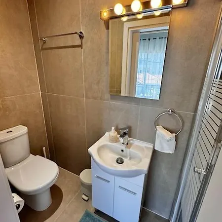 Smart Comfort Deluxe N1 Private Balcony Bathroom 250m Marina Port 800m Limassol